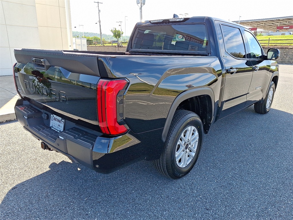 2023 Toyota Tundra SR5 photo 10