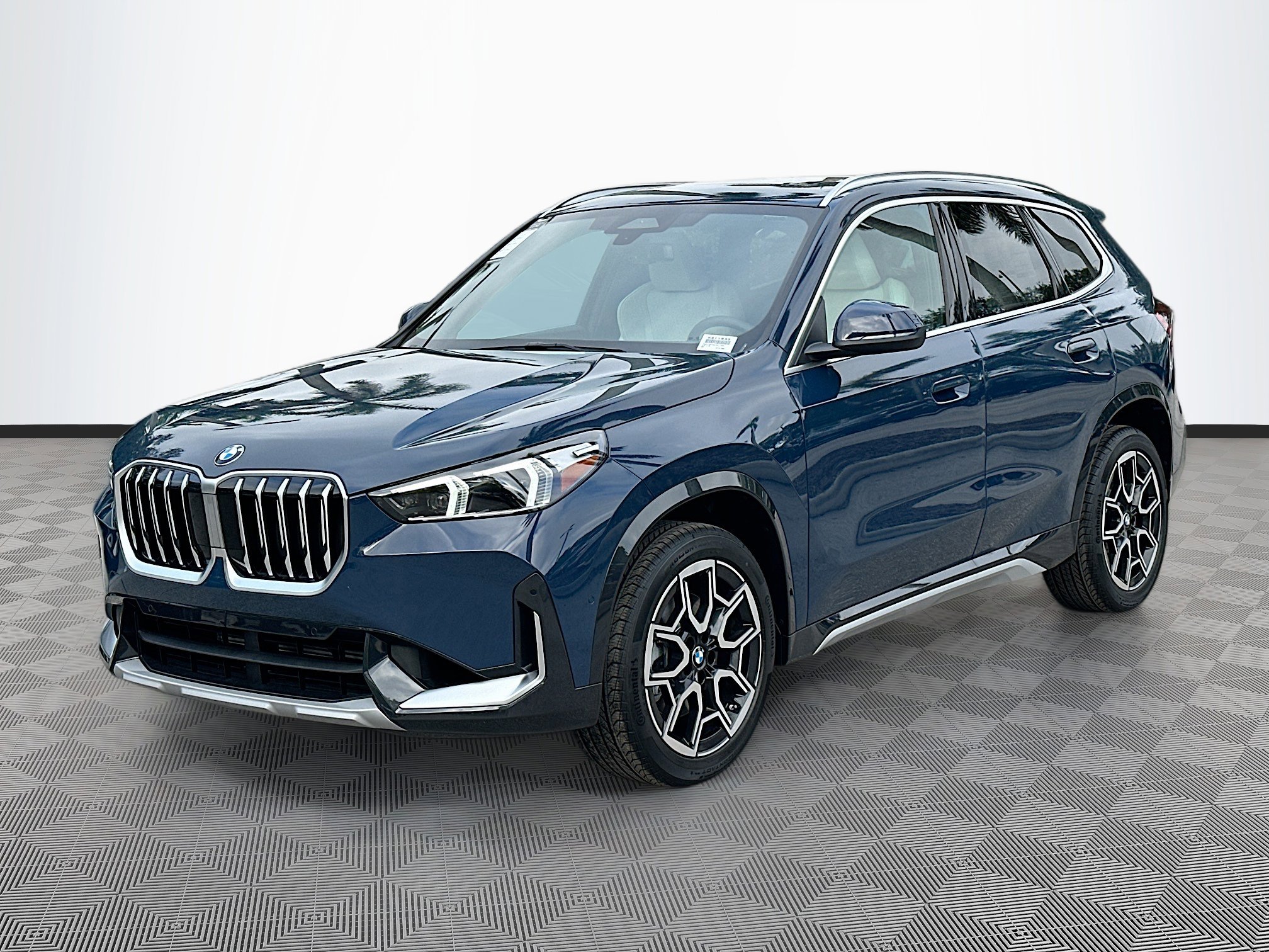 2026 Bmw X1 XDrive28i photo 3
