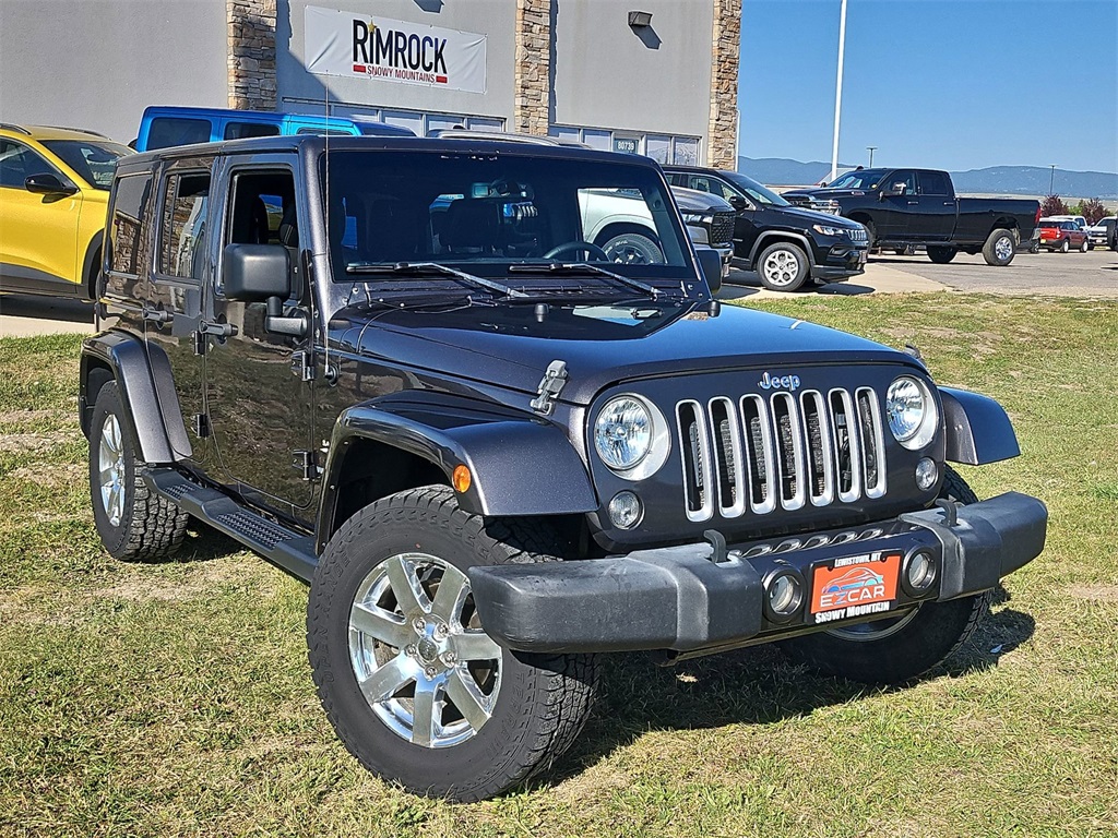2016 Jeep Wrangler Unlimited Sahara photo 10