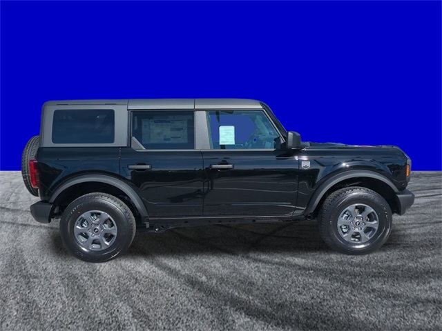 2025 Ford Bronco Big Bend photo 3