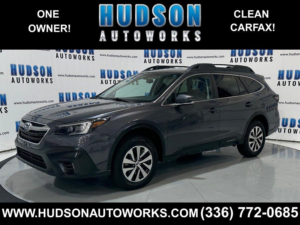 2022 Subaru Outback Premium's photo