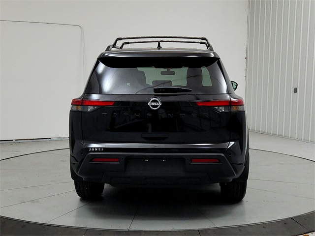 2025 Nissan Pathfinder SV photo 4
