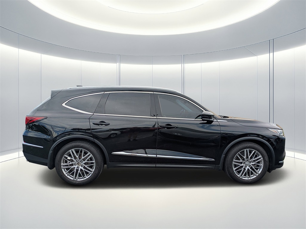 2022 Acura MDX Advance photo 2