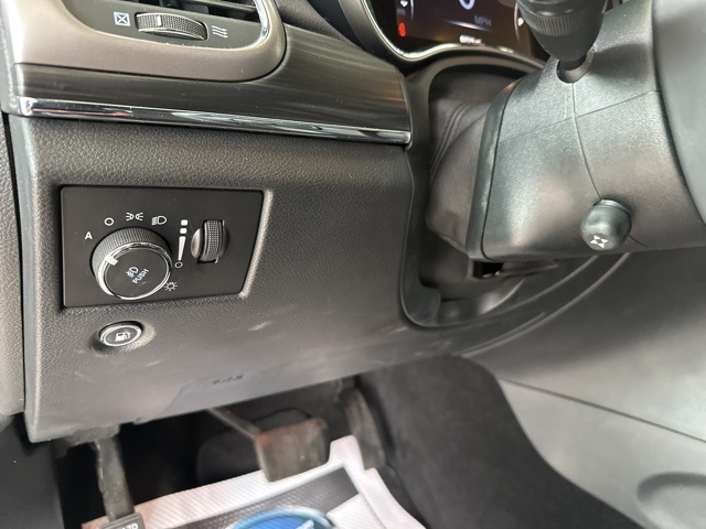 2019 Jeep Grand Cherokee Limited photo 18