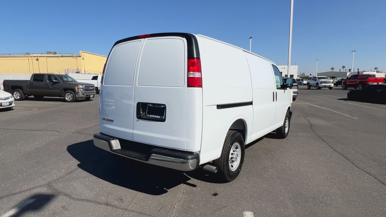 2025 Chevrolet Express Cargo 2500 photo 34