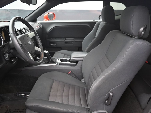 2010 Dodge Challenger R/T photo 6