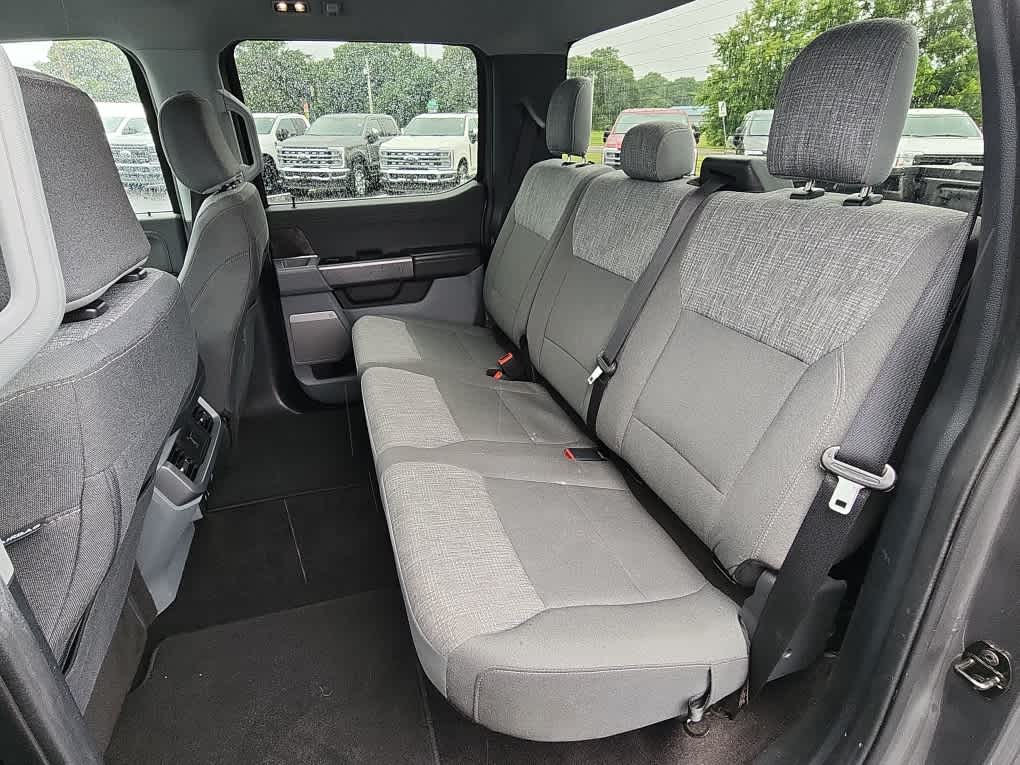 2022 Ford F-150 XLT photo 7