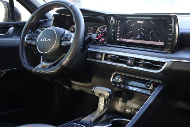 2022 Kia K5 GT-Line photo 32