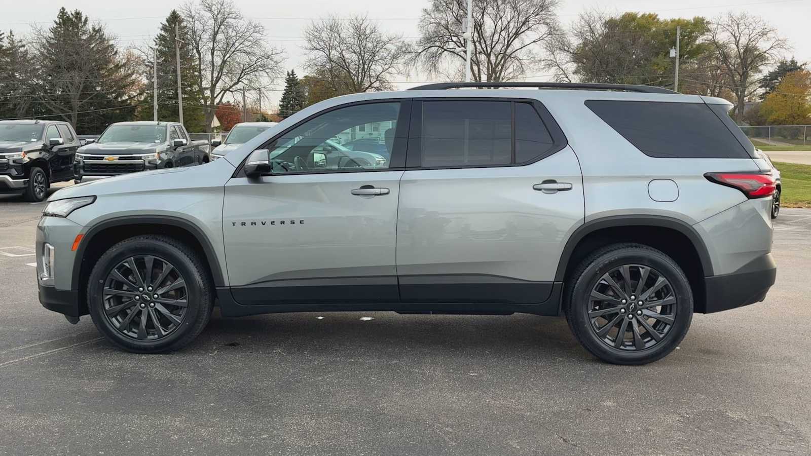 2023 Chevrolet Traverse RS photo 3