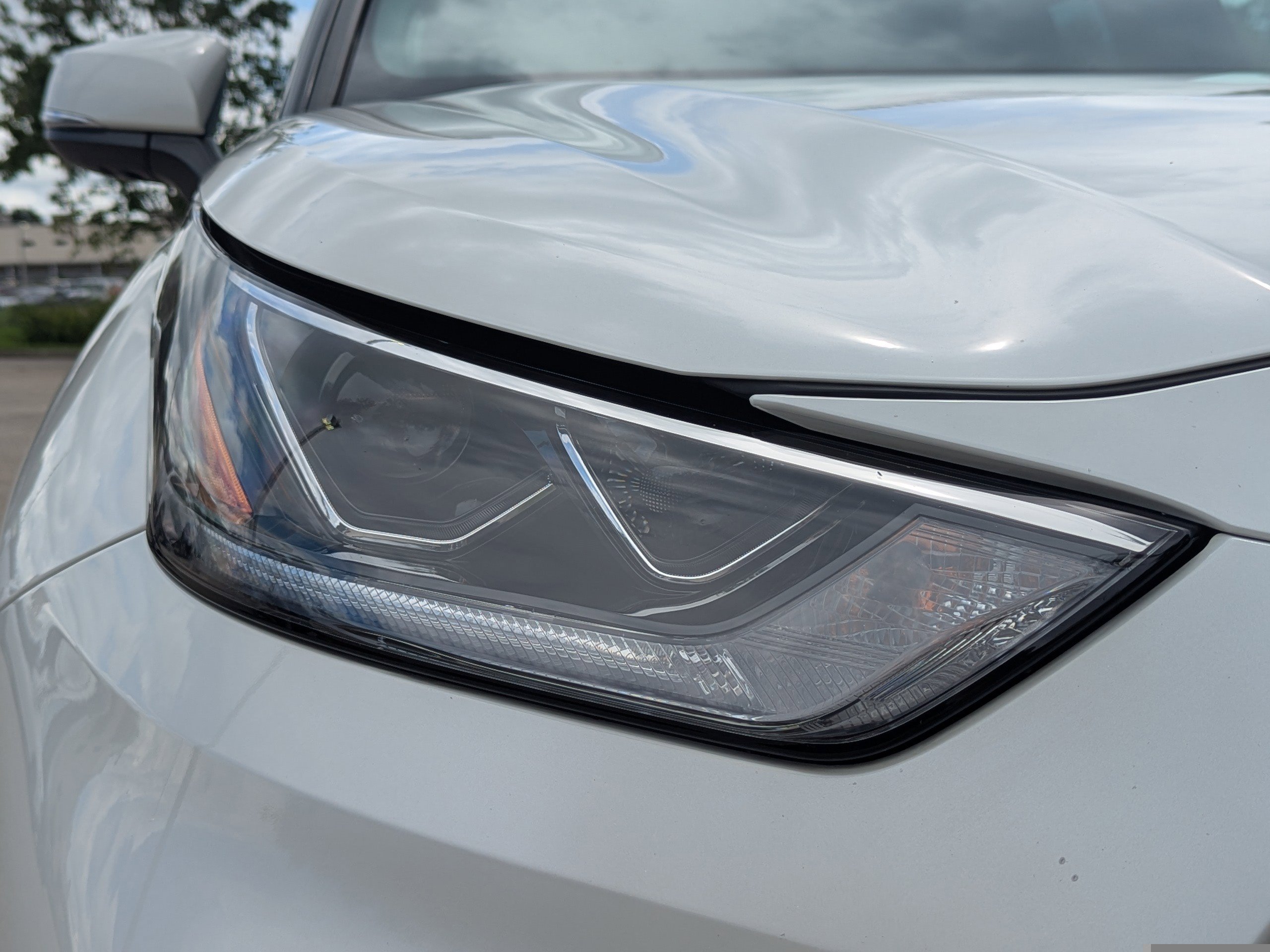 2020 Toyota Highlander Limited photo 4