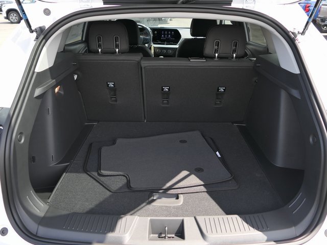 2026 Chevrolet Trax LS photo 16