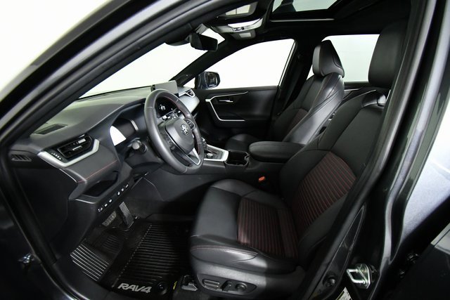 2024 Toyota RAV4 Prime XSE photo 4