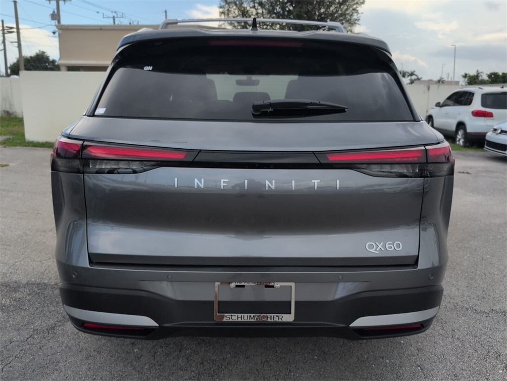 2026 Infiniti QX60 Luxe photo 9