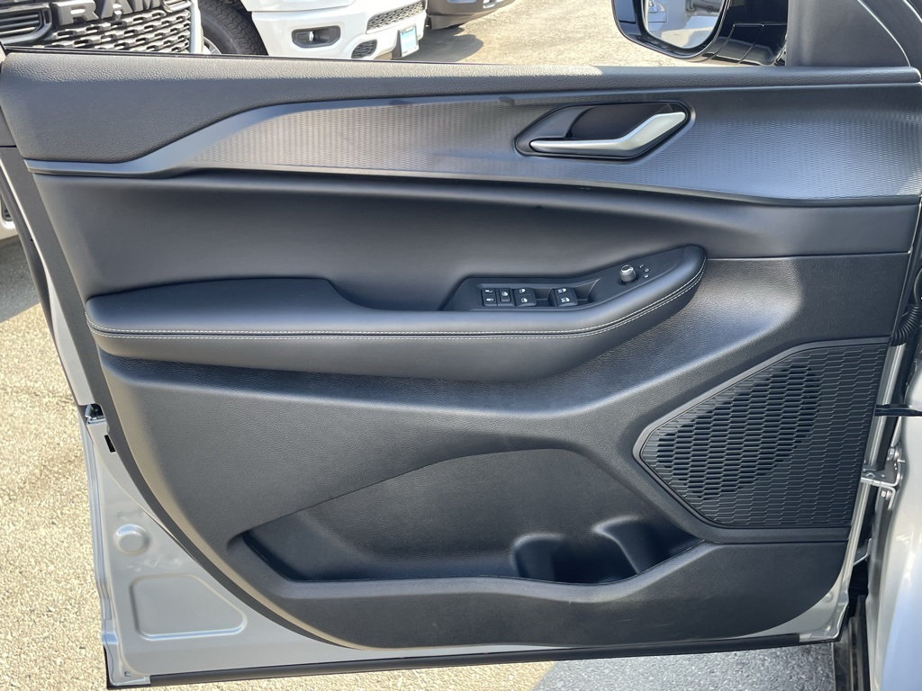 2025 Jeep Grand Cherokee Altitude X photo 13