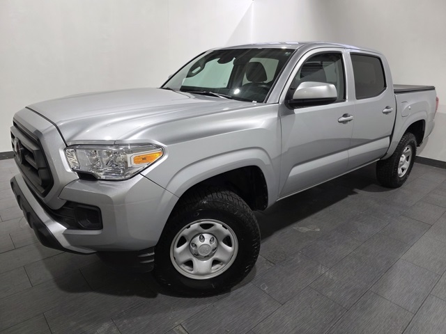 2022 Toyota Tacoma SR's photo