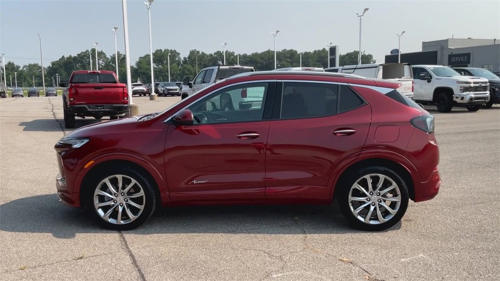 2024 Buick Encore GX Avenir photo 5
