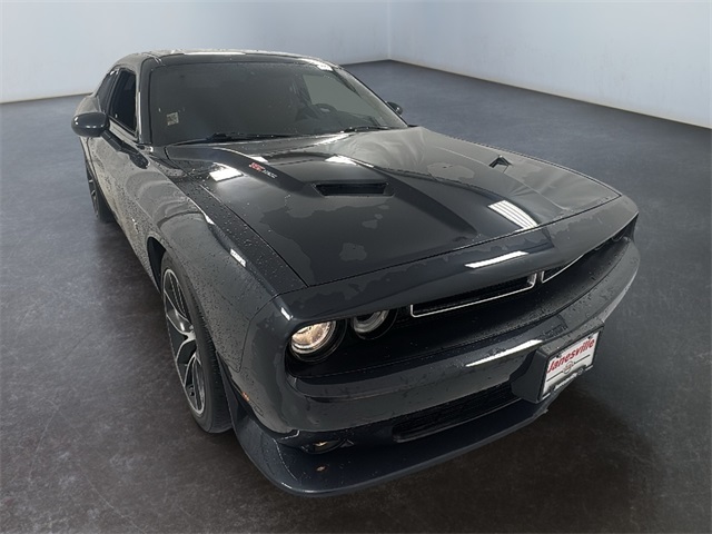 2016 Dodge Challenger Scat Pack's photo