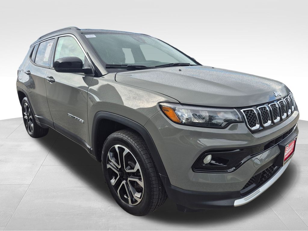 2023 Jeep Compass Limited photo 6