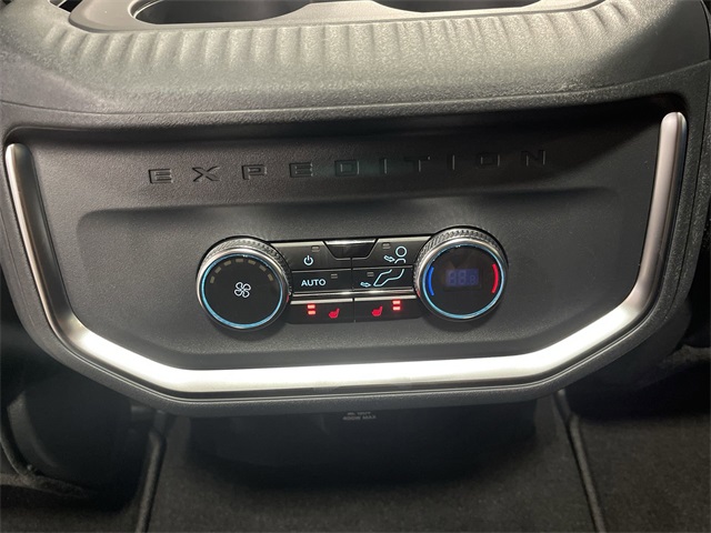 2025 Ford Expedition Platinum photo 34