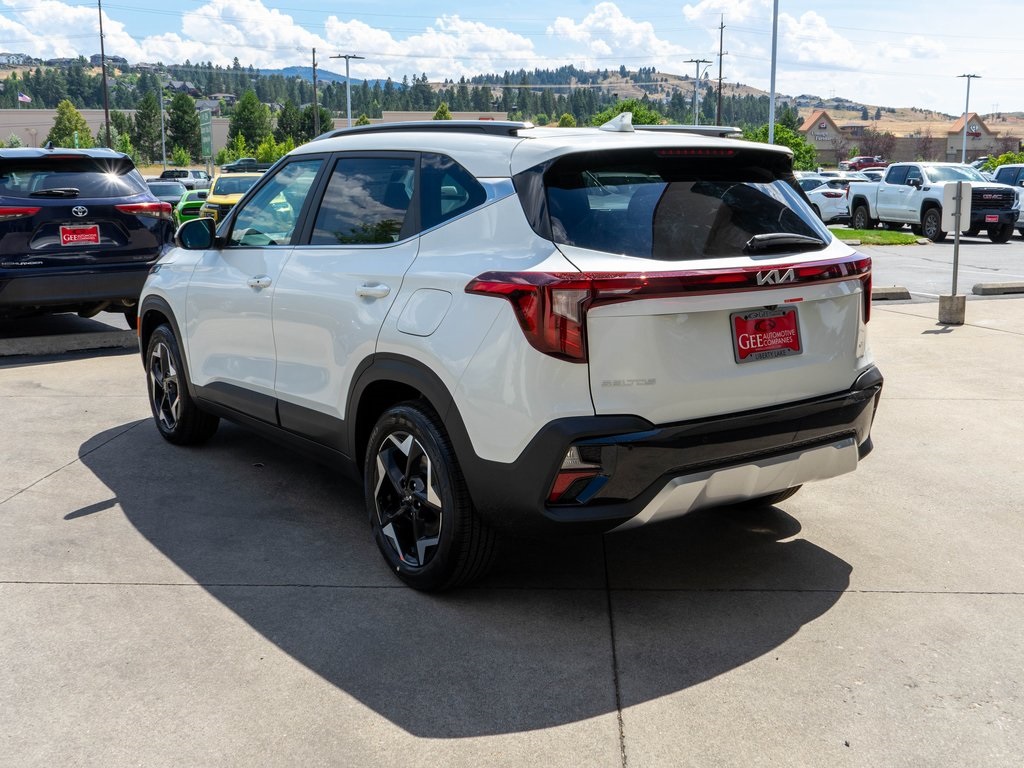 2026 Kia Seltos EX photo 4