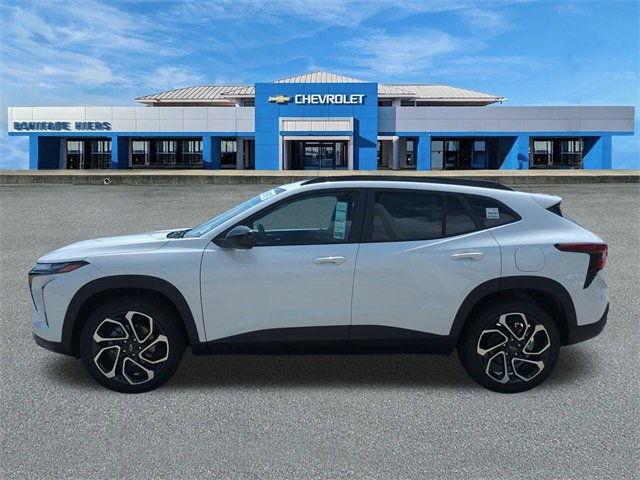 2025 Chevrolet Trax photo 6
