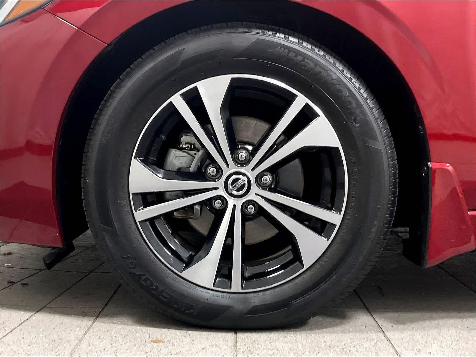 2021 Nissan Sentra SV photo 4