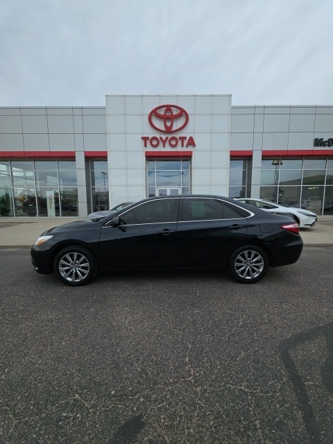 Used 2016 Toyota Camry XLE with VIN 4T1BF1FKXGU999747 for sale in Fort Morgan, CO