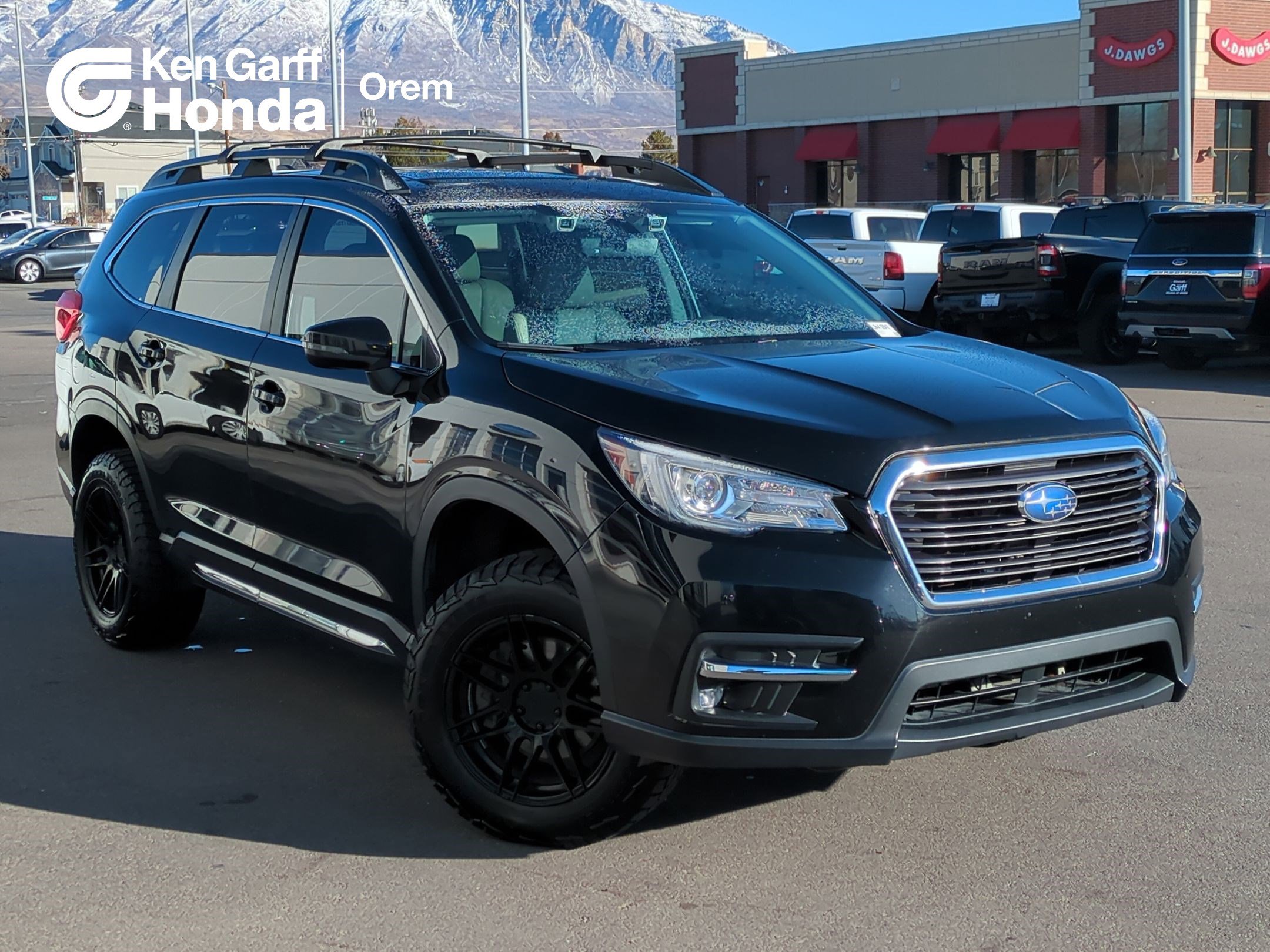 2020 Subaru Ascent Limited's photo