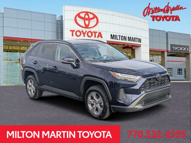 2024 Toyota RAV4 XLE's photo