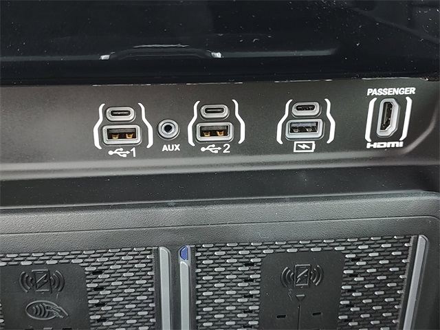 2026 Ram 1500 Laramie photo 16