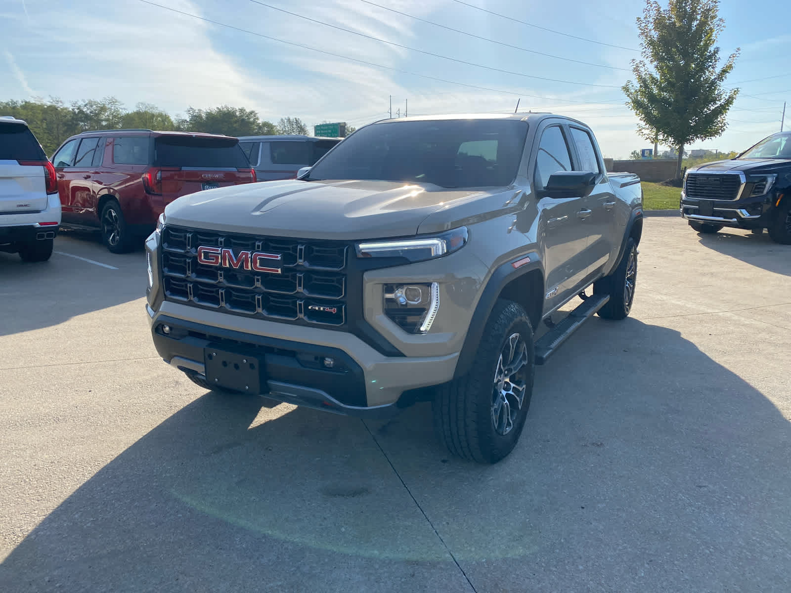 2024 Gmc Canyon AT4 photo 2