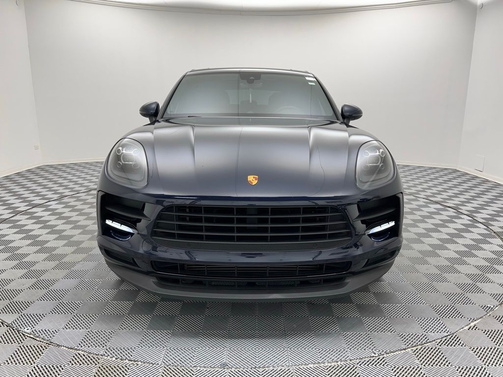 2021 Porsche Macan Base photo 2