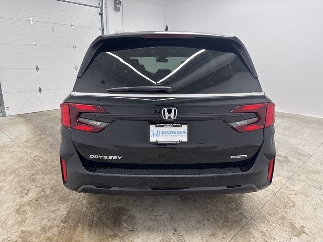 2026 Honda Odyssey Touring photo 6