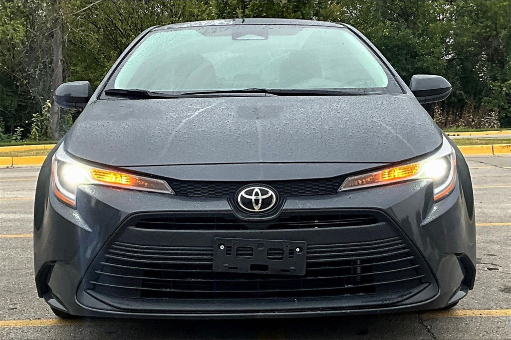 Used 2023 Toyota Corolla LE with VIN 5YFB4MDE9PP066699 for sale in Kansas City