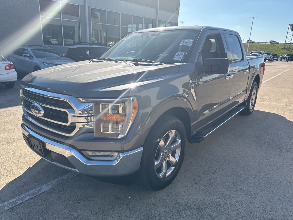 2021 Ford F-150 XLT's photo