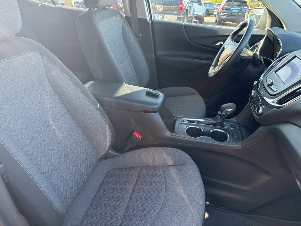 2024 Chevrolet Equinox LT photo 35