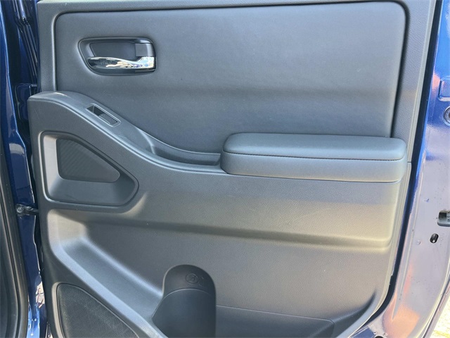 2023 Nissan Frontier SV photo 21