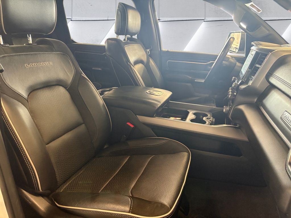 2024 Ram 1500 Laramie photo 14