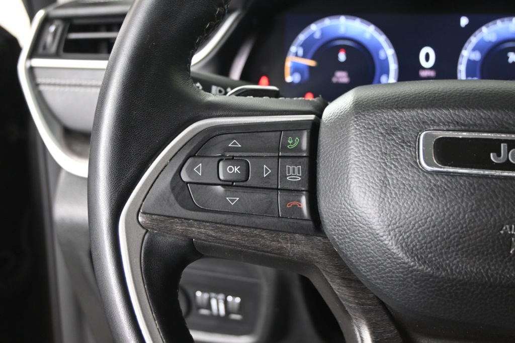 2022 Jeep Grand Cherokee Limited photo 35