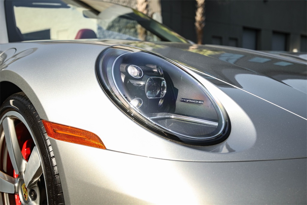 Used 2021 GT Silver Metallic Porsche Carrera S image 13