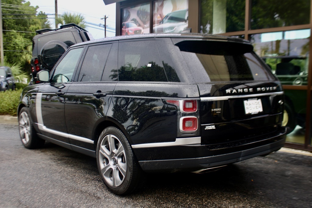 2020 Land Rover Range Rover HSE photo 3
