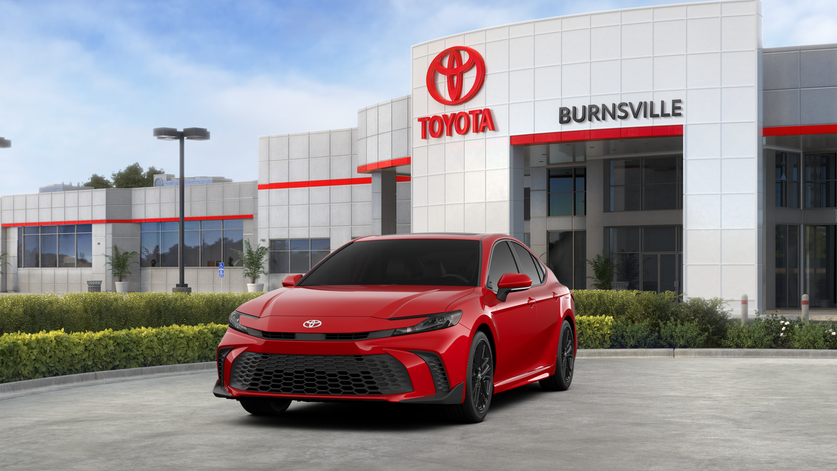 2025 Toyota Camry SE photo 18
