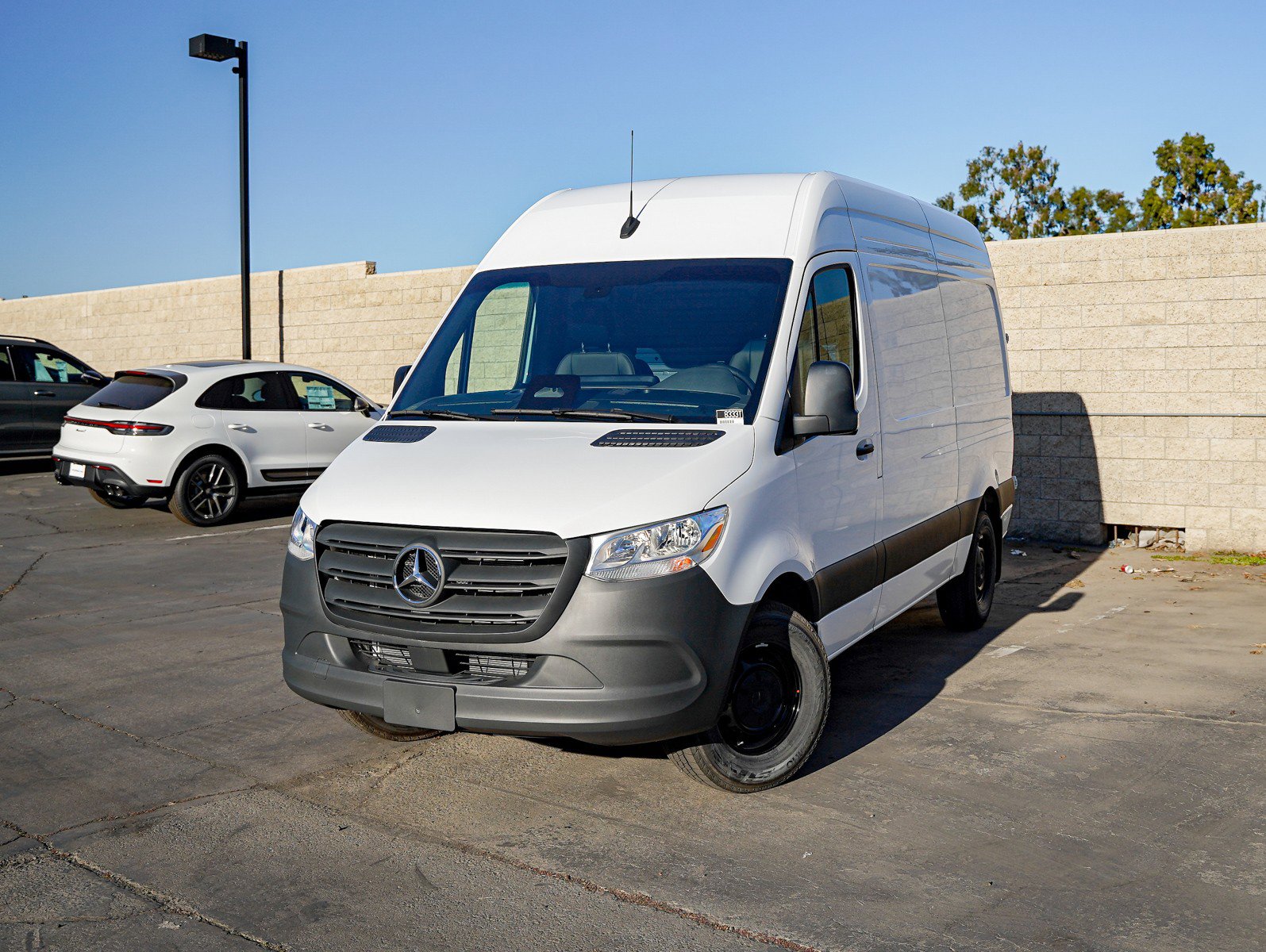 2025 Mercedes-Benz Sprinter Cargo Van Base's photo