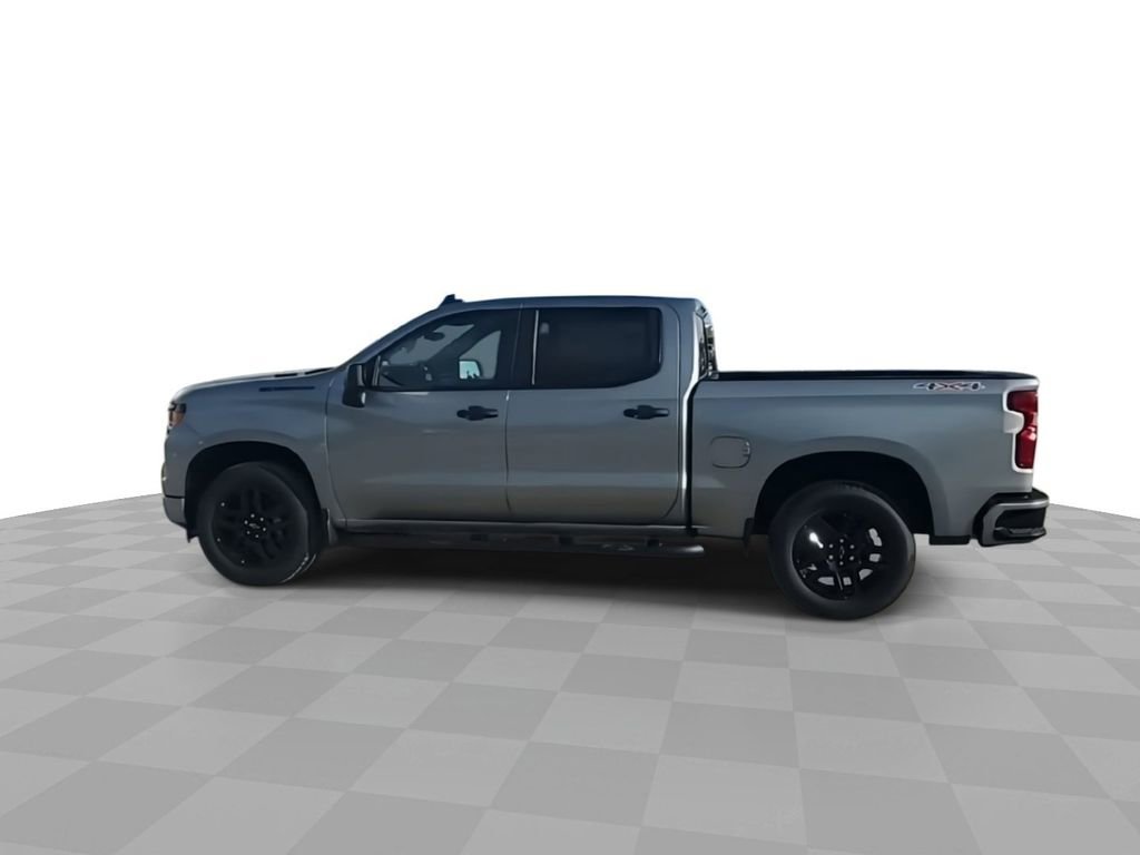 2025 Chevrolet Silverado 1500 Custom photo 5