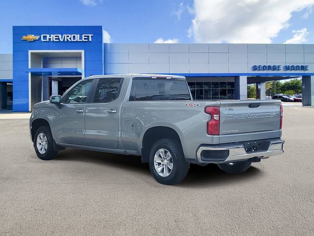 2023 Chevrolet Silverado 1500 LT photo 2