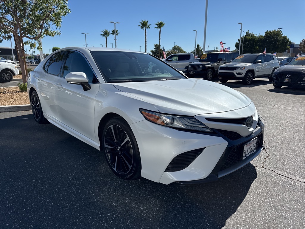 2018 Toyota Camry XSE photo 4
