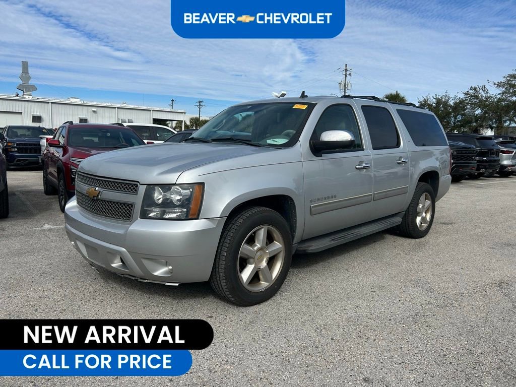 2012 Chevrolet Suburban LT's photo