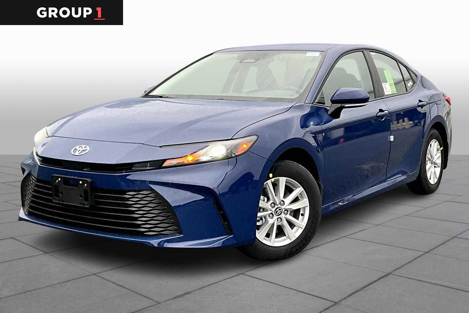 2026 Toyota Camry LE's photo