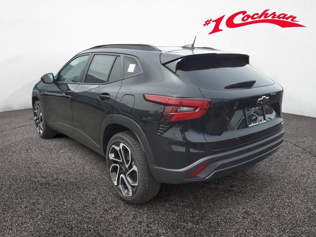 2024 Chevrolet Trax photo 3