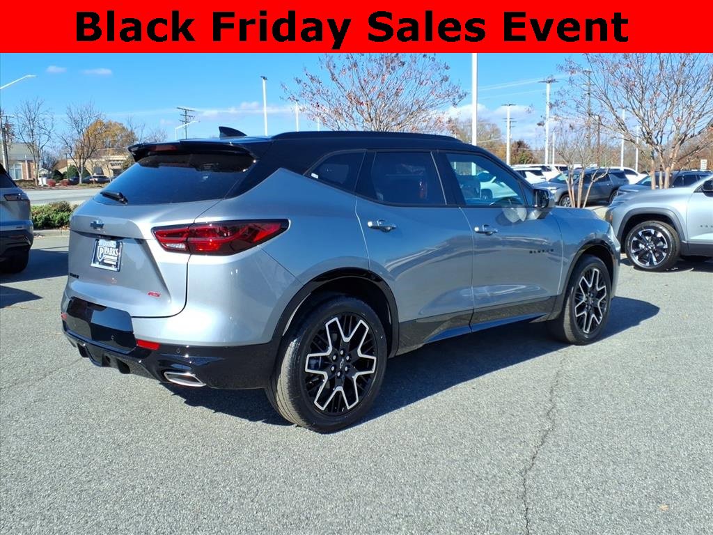 2026 Chevrolet Blazer RS photo 2